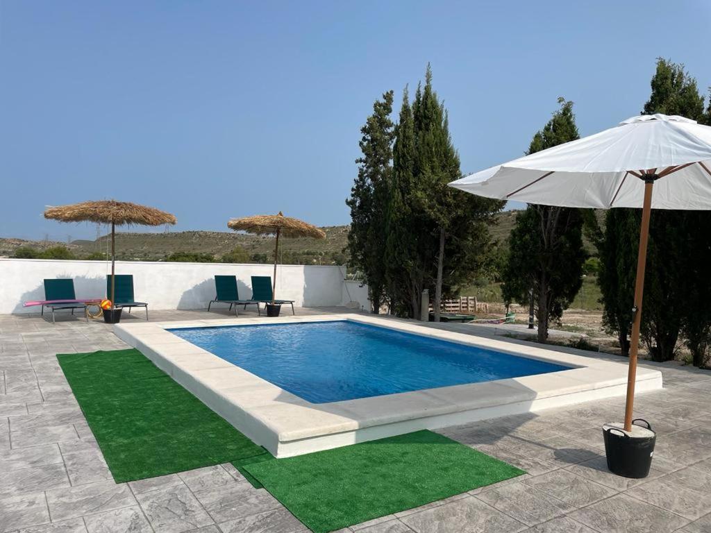 Casa Rural Con Piscina Climatizada Y Barbacoa A 10 Km De Alicante Y Playas, 3000 M2 De Terreno Elx Zewnętrze zdjęcie
